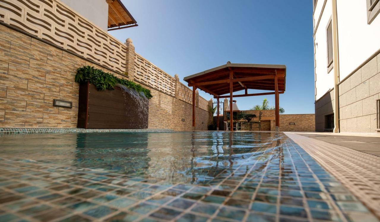 Villa, Private Heated Pool And Jacuzzi . Maspalomas  Exterior foto